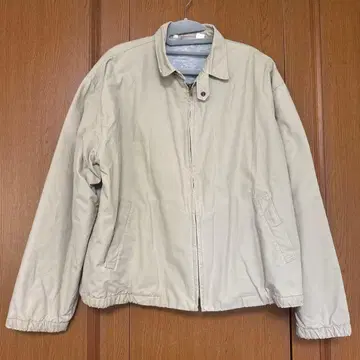 monogram 베이지 집업 자켓