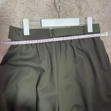 허리 벨트 포함 와이드 레그 팬츠