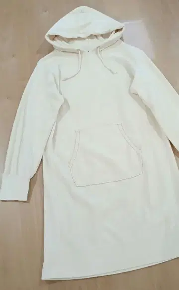 새상품 빔즈 보이 기모 후드티 원피스 맨투맨 화이트