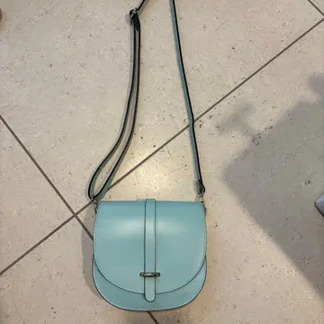 내추럴 뷰티 베이직 라이트 블루 숄더백