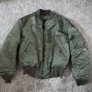 U.S. AIR FORCE MA-1 플라이트 자켓 올리브 그린