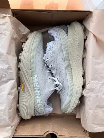 [ 새상품 ] 우먼 25.5 MERRELL AGILITY PEAK 5