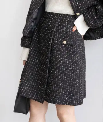 RANDA 랩 디자인 미니 스커트 블랙