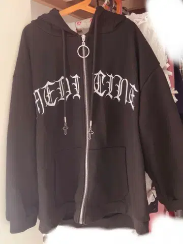 고양이 귀 로고 ZIP 후드티 볼케이노 지뢰계