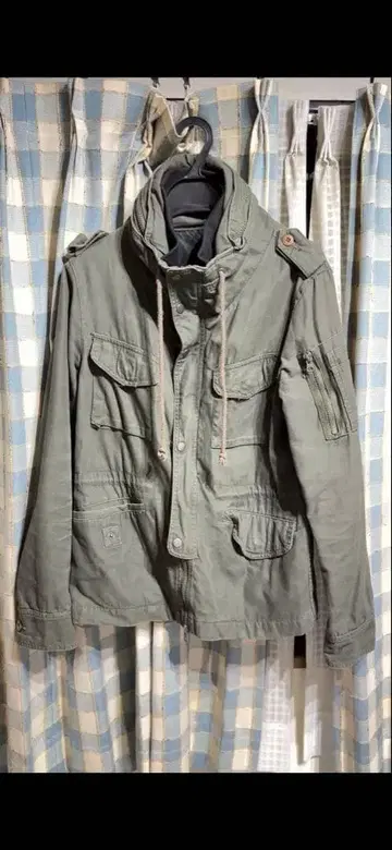 사이토 타쿠미 착용 DOG HOUSE 밀리터리 모즈 코트