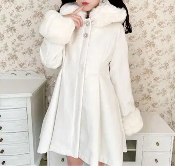 ROJITA 백리본 후디 코트