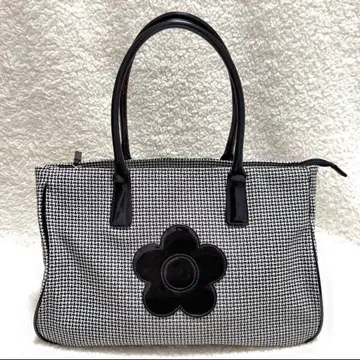 MARY QUANT 숄더백 블랙 하운드투스 플라워