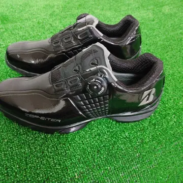 브릿지스톤 제비터 블랙 골프화