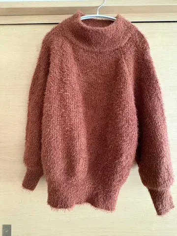 포근포근 니트 하이넥 스웨터 오렌지 브라운