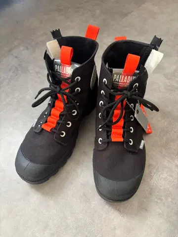 PALLADIUM 블랙/오렌지 하이컷 스니커즈