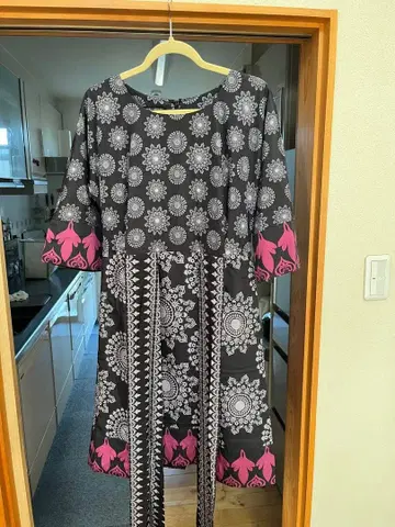 LAURA ASHLEY 꽃무늬 튜닉 사이즈 9