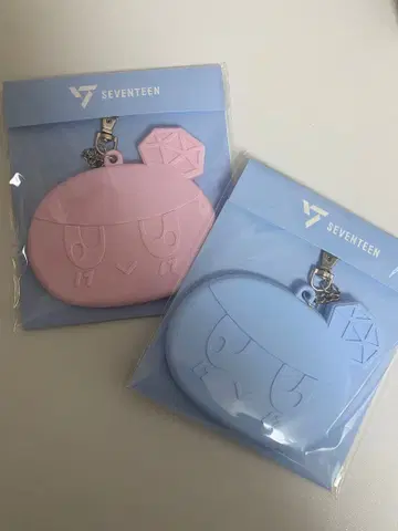 seventeen 폼폼 캔뱃지 홀더 핑크 블루
