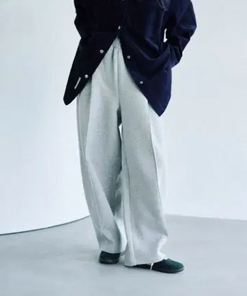 [새상품급] 퍼프 에어 배럴 스웨트 팬츠 LEPSIM