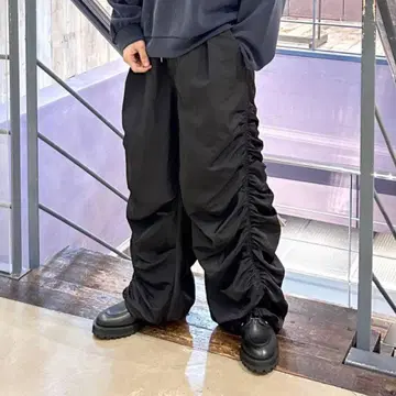 HARE 볼륨 개더 팬츠