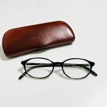 PARIS MIKI 블랙 오벌 안경