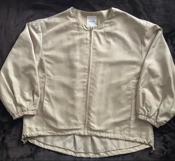 노칼라 베이지 자켓