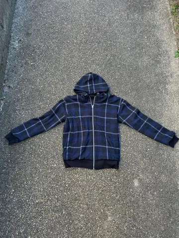 체크 무늬 후드티