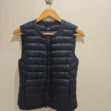 UNIQLO 울트라 라이트 다운 베스트 S 새상품급