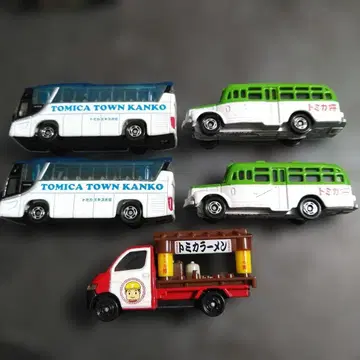 토미카 박람회. 토미카 버스와 라멘 가게 트럭 5대 세트