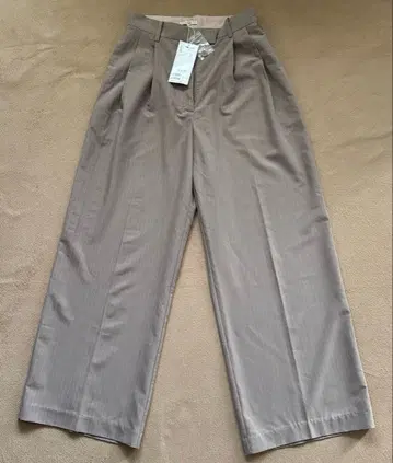 핀스트라이프 턱 와이드 팬츠