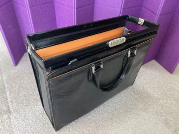 비즈니스 더레스 백 산와다이렉트 도요오카제 가방 열쇠 포함 블랙