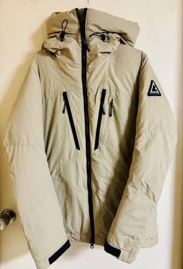 ROGER EGGER 후드 부착 다운 자켓 베이지