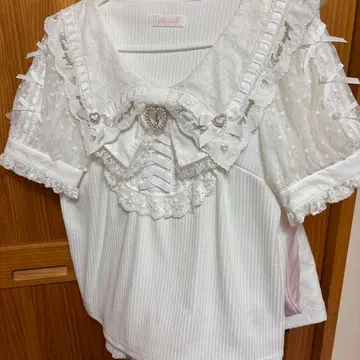 LIZLISA 스캘럽 리본 카라 리브 상의