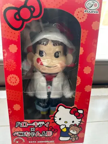 헬로키티 x 페코짱 인형 40주년 기념 페코짱 인형