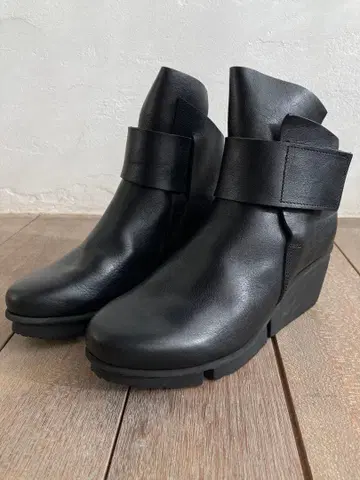 트리픈 ACE 36 부츠 새상품