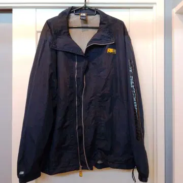 ALPHANUMERIC 네이비 나일론 자켓