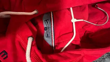 TOMMY HILFIGER 레드 후드티