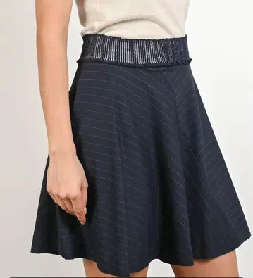 산드로 sandro 네이비 스트라이프 플레어 스커트 M 사이즈 새상품