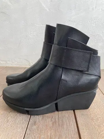 트리픈 ACE 37 부츠 새상품