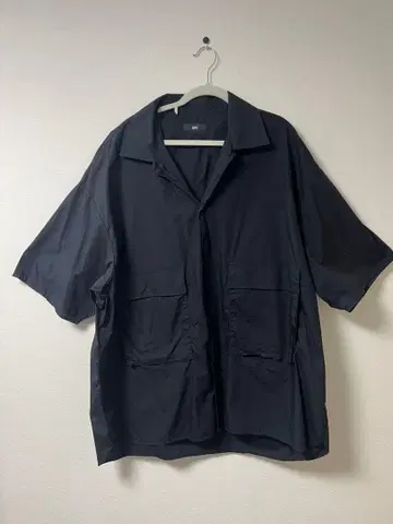 블랙 반팔 셔츠 사이즈 F 포켓 부착