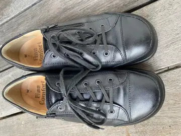 핀 컴포트 블랙 가죽 독일제 신발 W7 사이즈