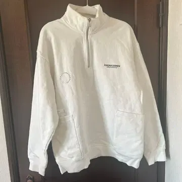 화이트 집업 맨투맨 M