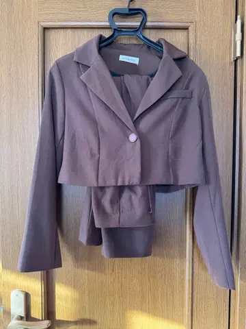 브라운 자켓 셋업 슬랙스