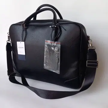 미사용 새상품 SHIPS 비즈니스 백 블랙 가죽 출퇴근 통학 A4 가능