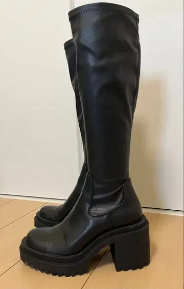 ZARA 통굽 롱 부츠 블랙 35