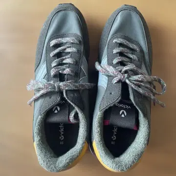 빅토리아 스니커즈 38