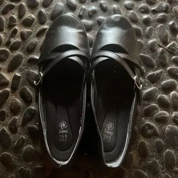 블랙 스트랩 플랫슈즈 24.5cm