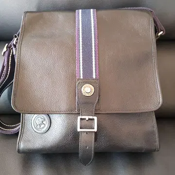 새상품급 헌팅월드 가죽 숄더백 콤비 블랙