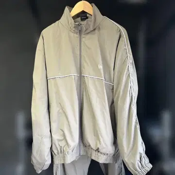 뉴에라 나일론 셋업