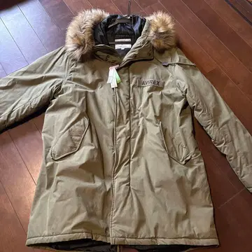 AVIREX 올리브 다운 자켓 퍼 포함