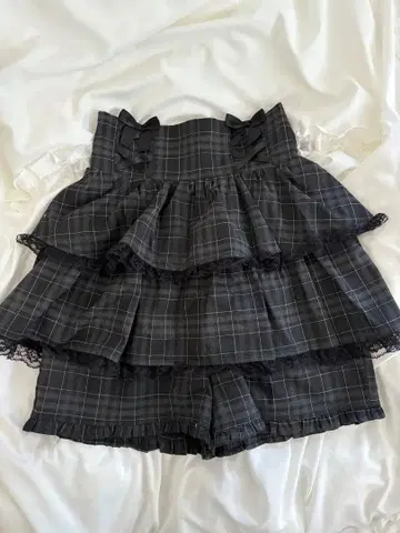 Ank Rouge 서스펜더 티어드 치마바지