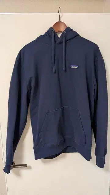 patagonia 네이비 후드티