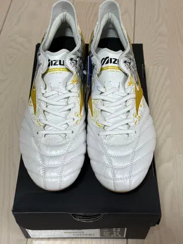 축구 스파이크 모렐리아 네오 3