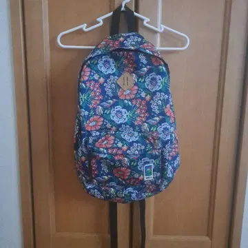 MEI 꽃무늬 백팩