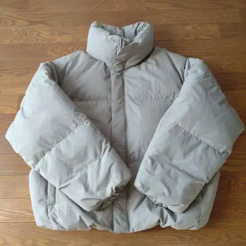 유니클로 U 파데드 볼륨 자켓 베이지