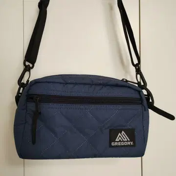 GREGORY 그레고리 숄더백 네이비 퀼티드
